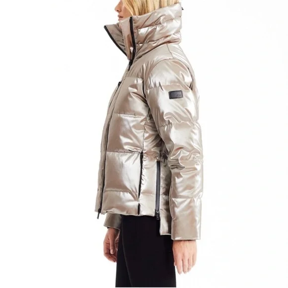 TUMI Champagne Shine Winter Jacket. Lots of functionality to this jacket. NWOT - Picture 3 of 7